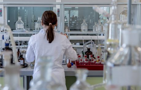 פיתוח כחול לבן: צוות מאוניברסיטת אריאל פיתח חיישן לתעשיית התרופות והביו רפואה
